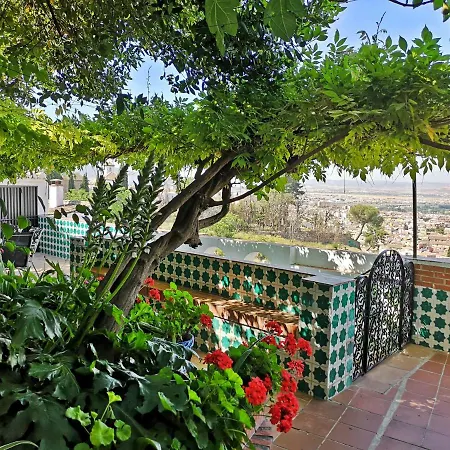 Casa Jardin Alhambra Holiday home *